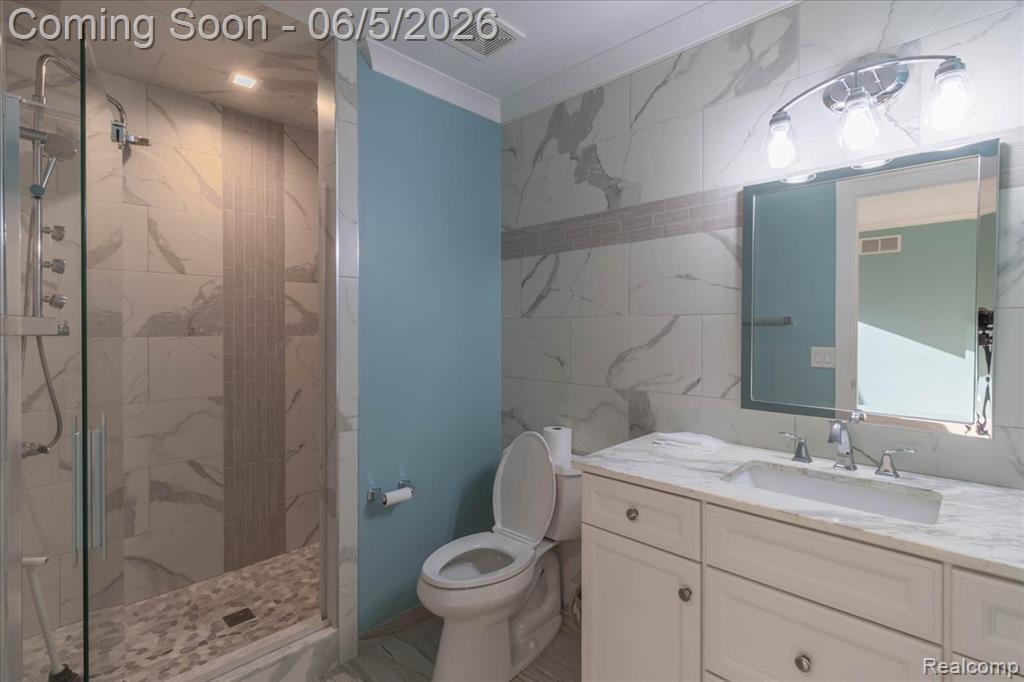 5736 Shannon Lane, Clarkston, MI 48348 — Photo 19
