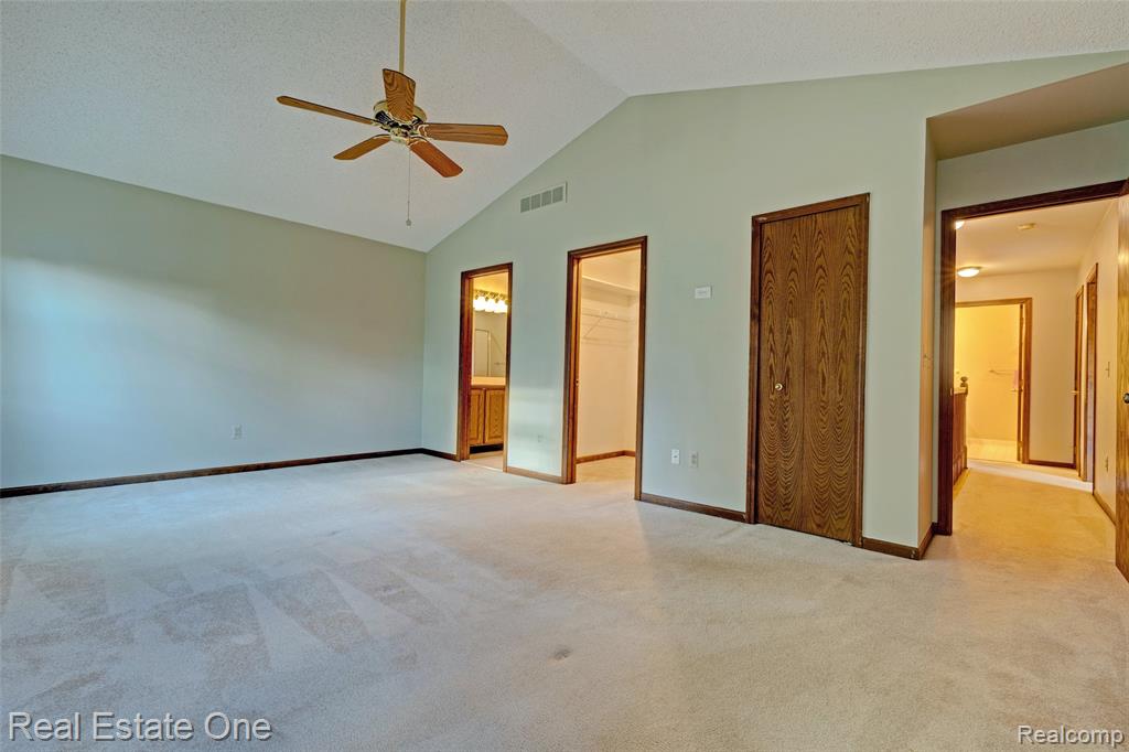 5370 Greenview Drive, Clarkston, MI 48348 — Photo 33