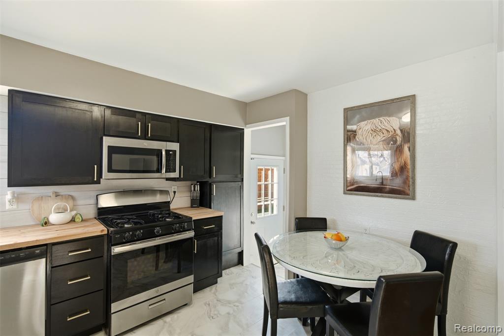23008 Allor Street, Saint Clair Shores, MI 48082 — Photo 21