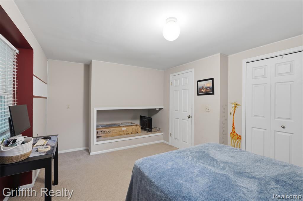 10591 Silver Lake Road, Brighton, MI 48116 — Photo 23