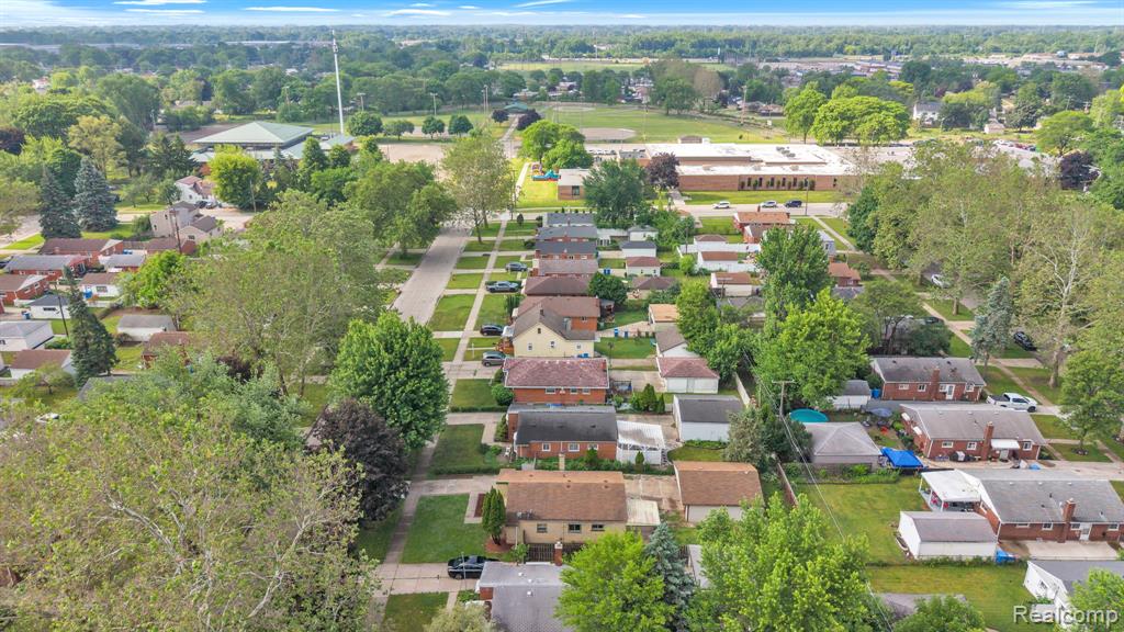 4934 McKinley Street, Dearborn Heights, MI 48125 — Photo 35