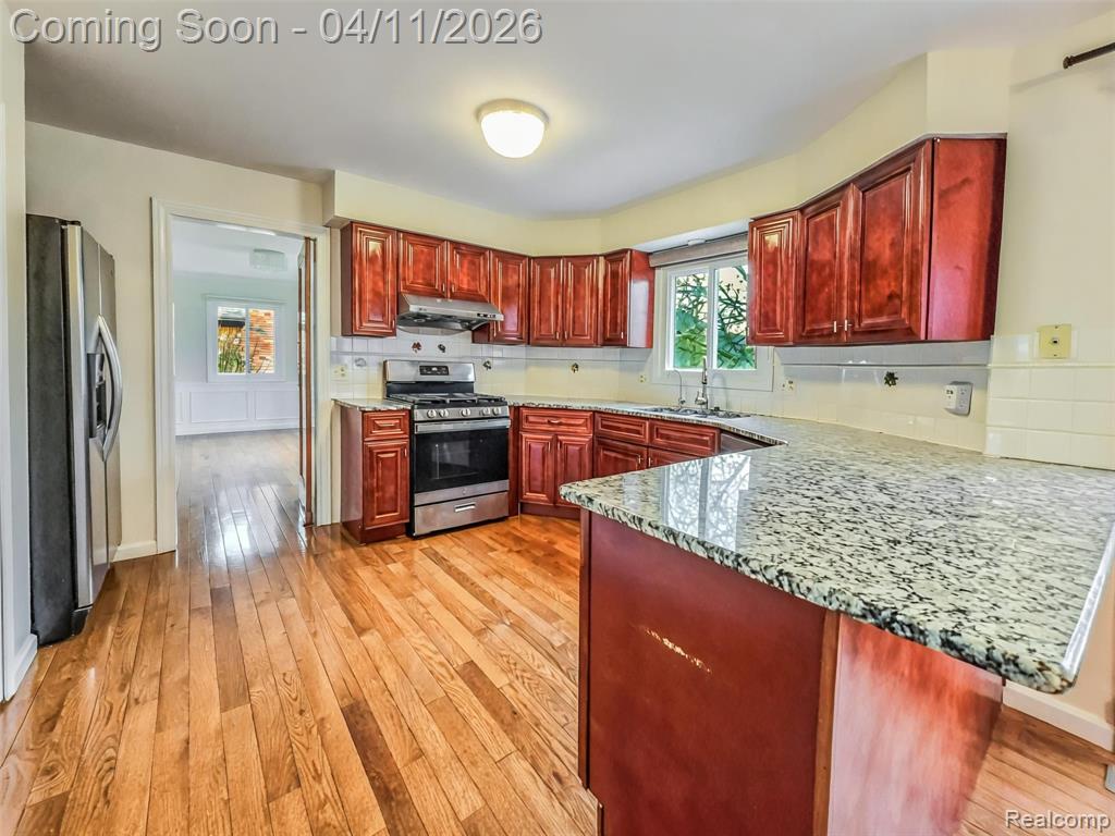 5325 Allison Drive, Troy, MI 48085 — Photo 14