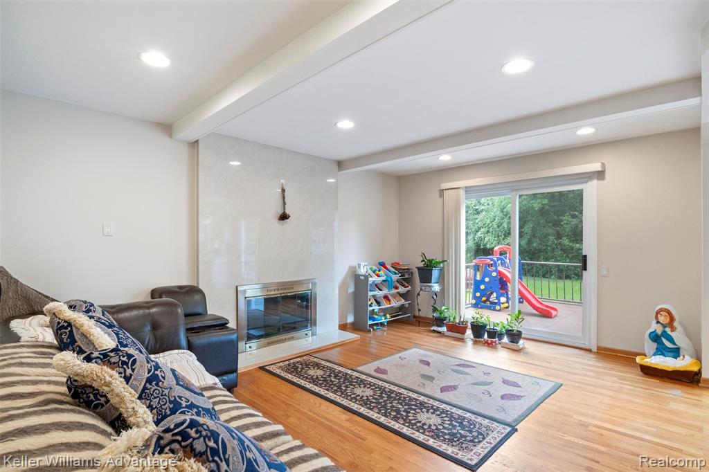 5016 Patrick Road, West Bloomfield, MI — Photo 21