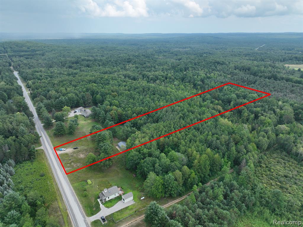 433 Lund Road SW, Fife Lake, MI 49633 — Photo 8