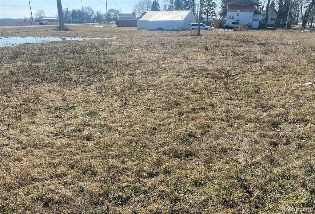 6543 WESTSIDE SAGINAW Road, Bay City, MI 48706 — Photo 2