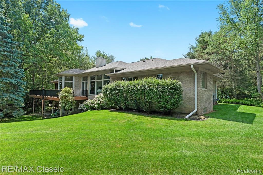 4160 Rolling Pines Court, Commerce Twp, MI 48382 — Photo 6