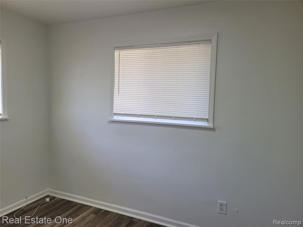 77 W Rutgers Avenue, Pontiac, MI 48340 — Photo 6