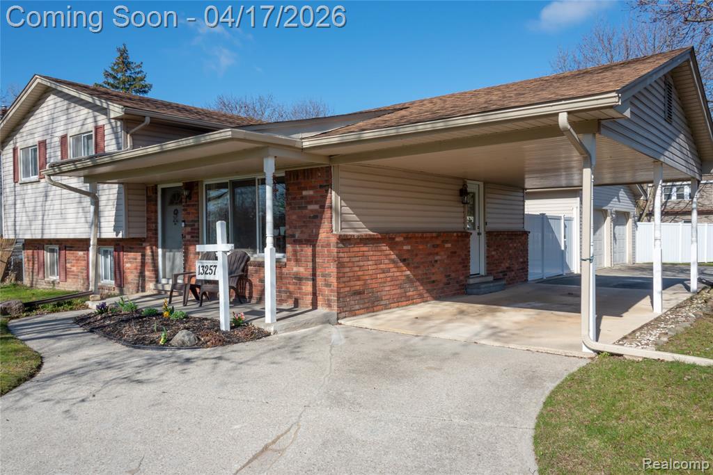 13257 Strong Boulevard, South Rockwood, MI — Photo 5