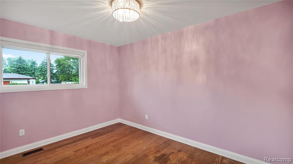 40444 Harmon Drive, Sterling Heights, MI 48310 — Photo 8