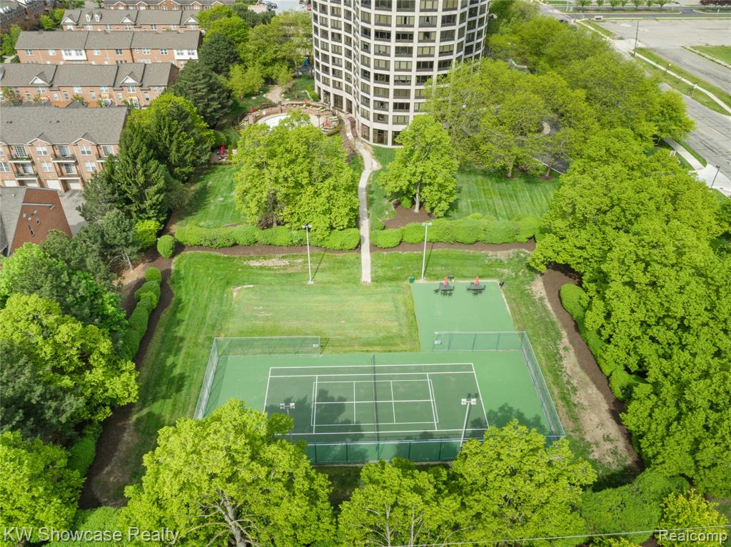 5000 Town Center Center, 703, Southfield, MI 48075 — Photo 43