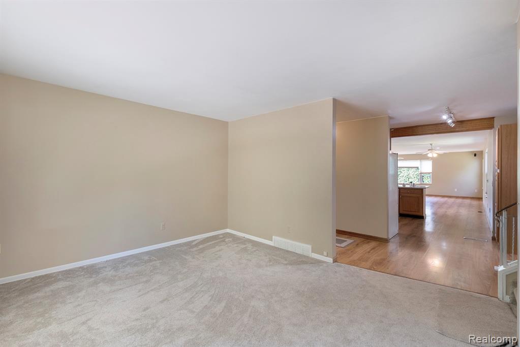 1490 Gage Road, Holly, MI 48442 — Photo 6