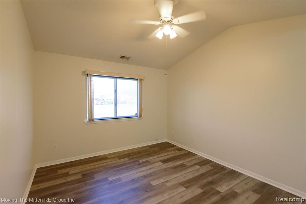 9540 WHEATGRASS Lane, Belleville, MI 48111 — Photo 14