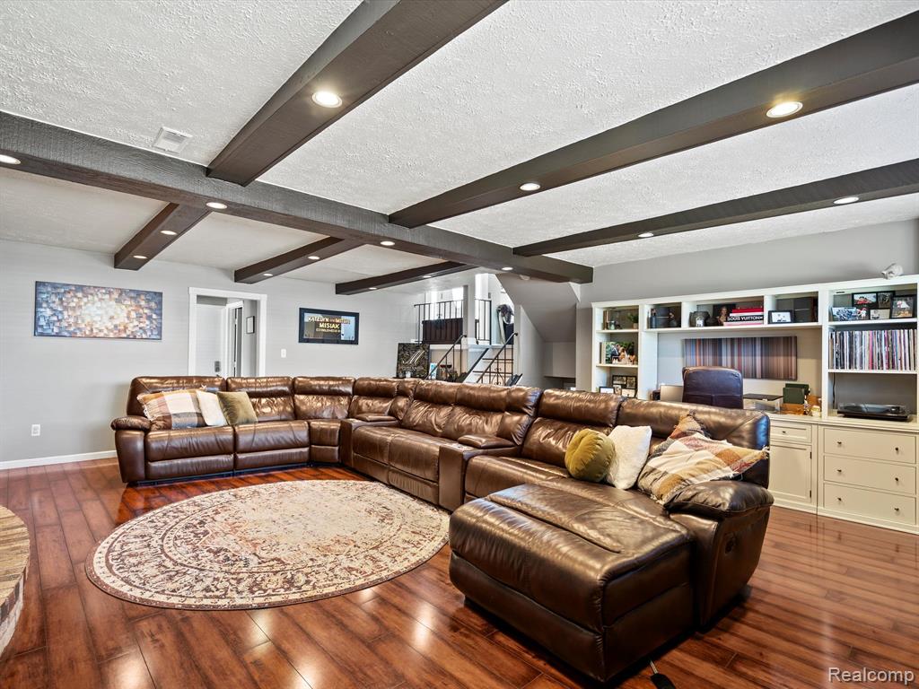 42268 SYCAMORE Drive, Sterling Heights, MI 48313 — Photo 29