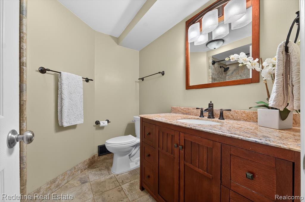 47025 S Chigwidden Drive, Northville, MI 48167 — Photo 34