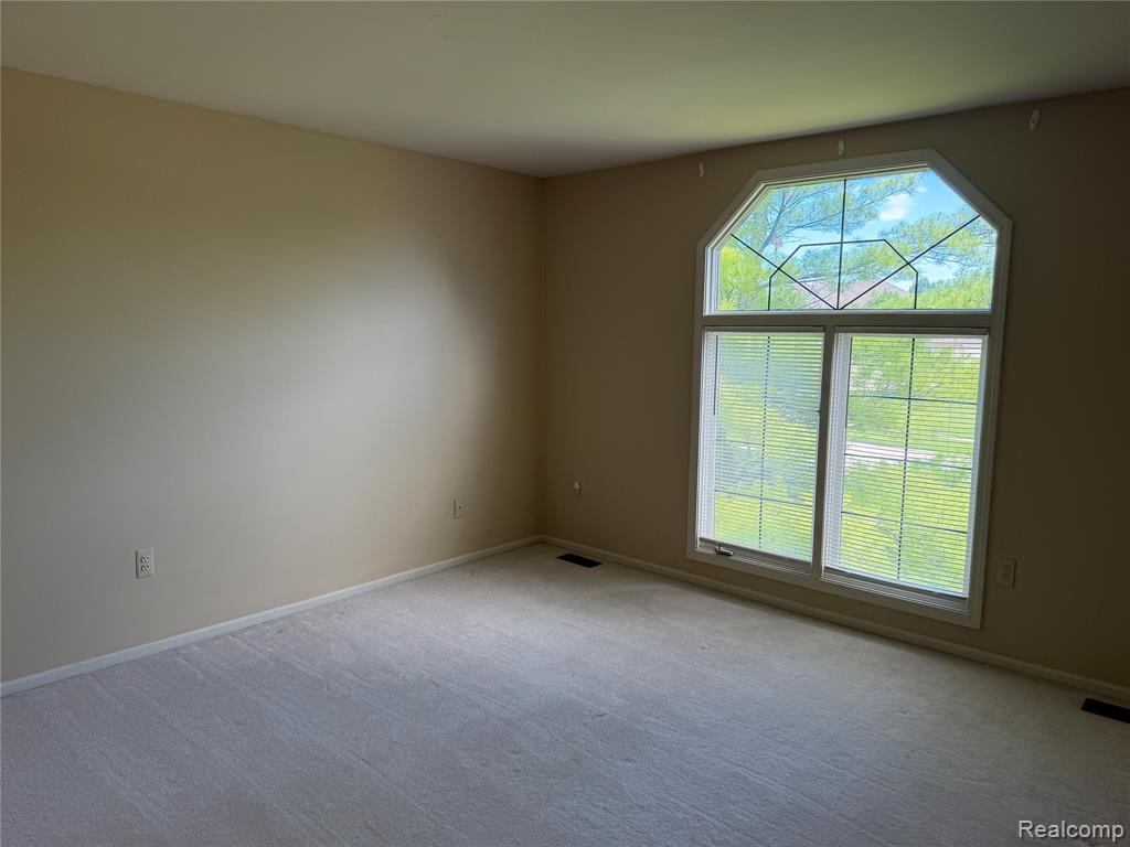 50015 Cooke Avenue, Plymouth, MI 48170 — Photo 19