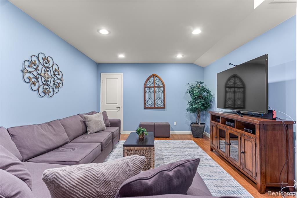 17303 Black Pine Drive, Northville, MI 48168 — Photo 45