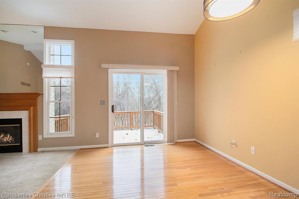 7487 GREEN MEADOW Lane, Canton, MI 48187 — Photo 17