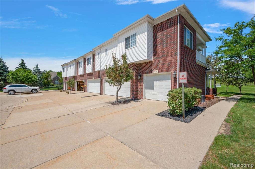 6713 Boulder Pointe Drive, Washington, MI — Photo 54