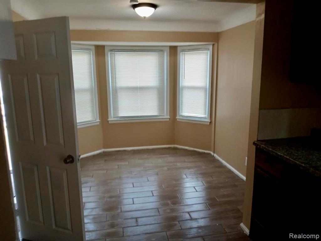 8111 Warwick Street, Detroit, MI 48228 — Photo 8