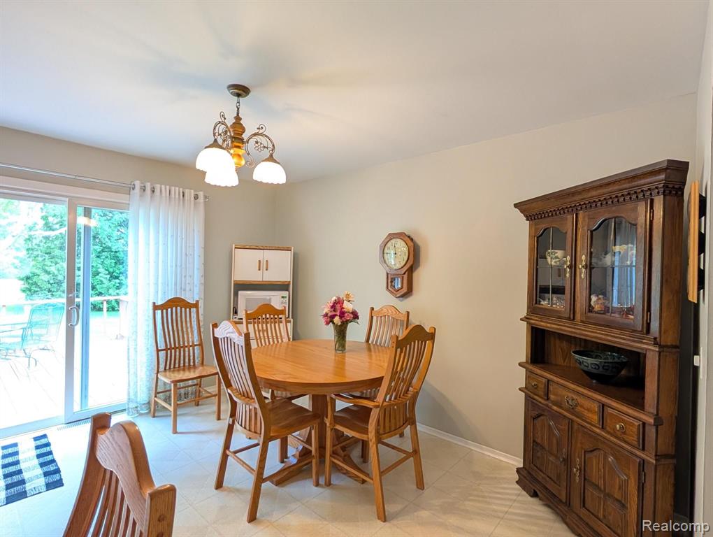 5097 Berneda Drive, Flint, MI 48506 — Photo 7
