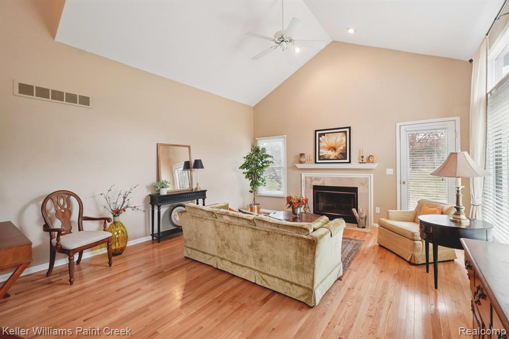 2799 Lochmoor Boulevard, Lake Orion, MI — Photo 13