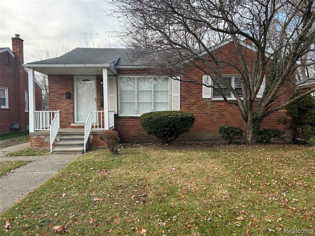 2780 Naples Court, Lapeer, MI, 48446