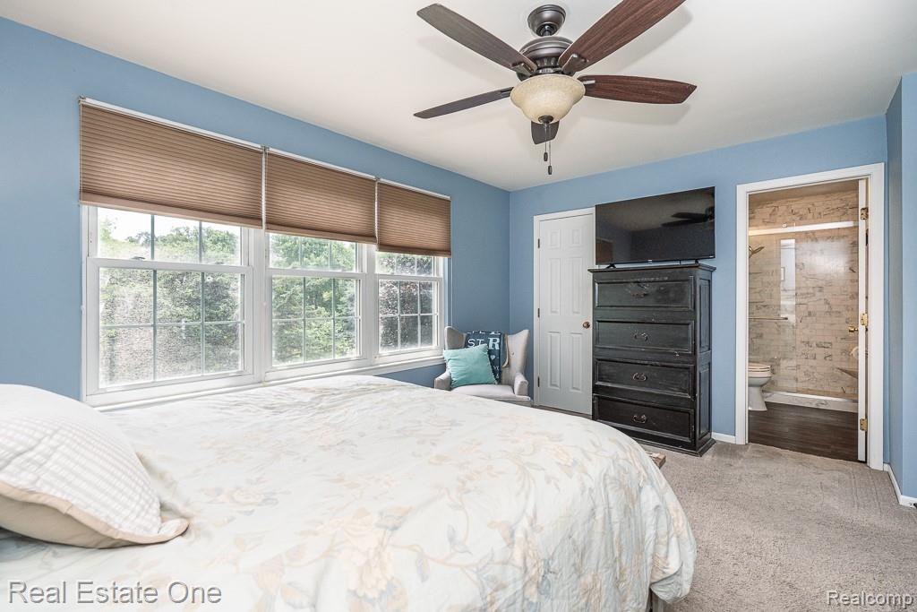 606 Whitney Drive, Rochester Hills, MI 48307 — Photo 29