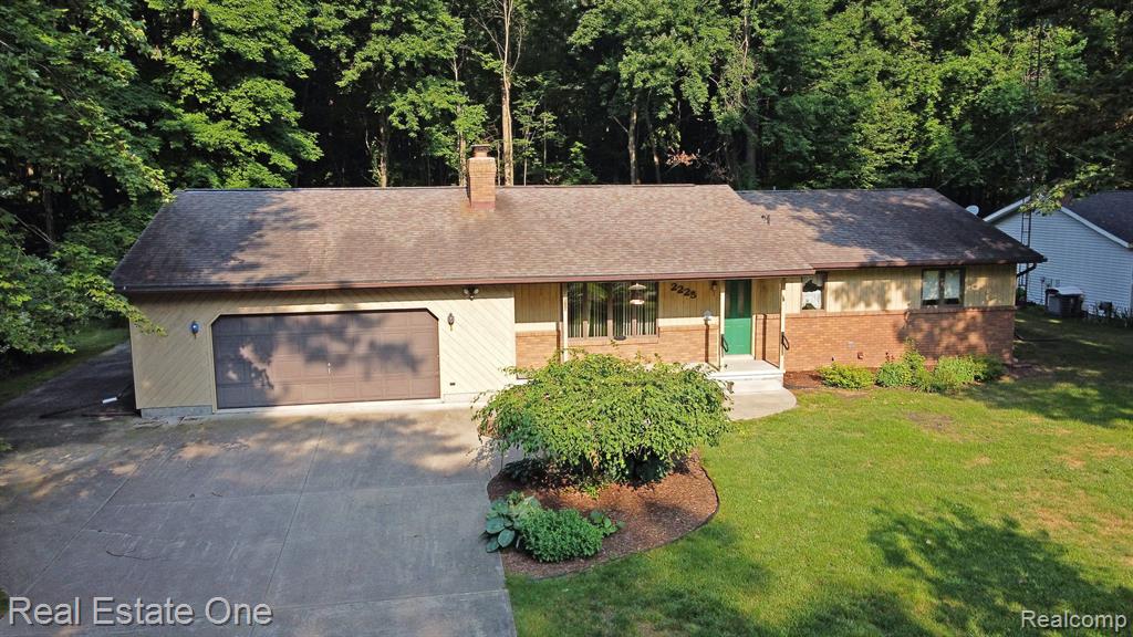 2225 LYNN Road, Sanford, MI 48657 — Photo 25