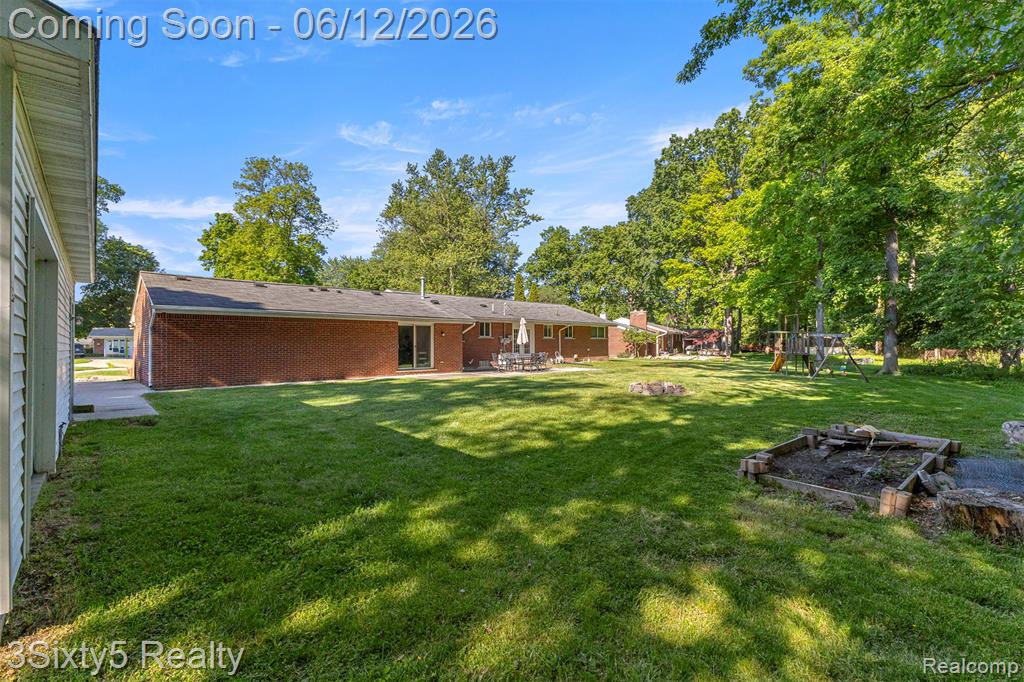 7714 Bournemouth Avenue, Grosse Ile, MI 48138 — Photo 48