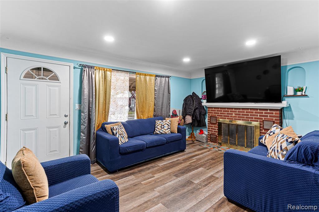 940 Stewart Avenue, Lincoln Park, MI 48146 — Photo 3