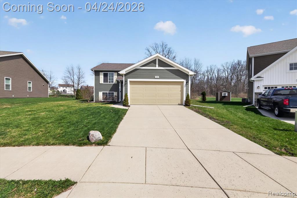 3135 Ivy Wood Circle, Howell, MI 48855 — front exterior