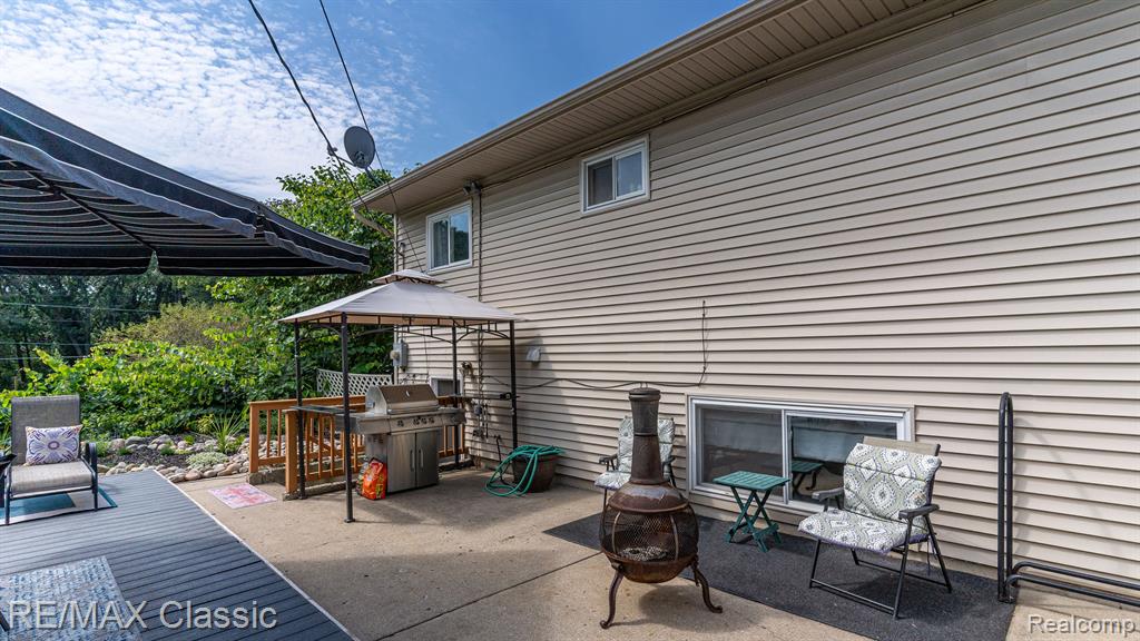 876 Panorama Court, Milford, MI 48381 — Photo 5