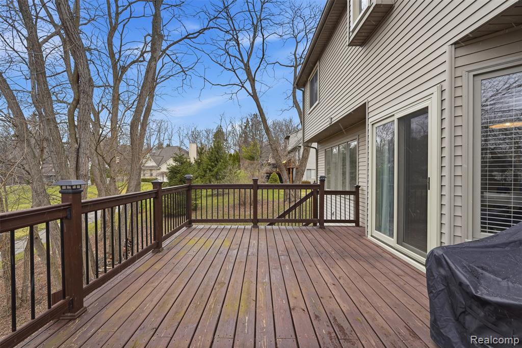 7288 Foxgate Drive, Brighton, MI 48116 — Photo 37