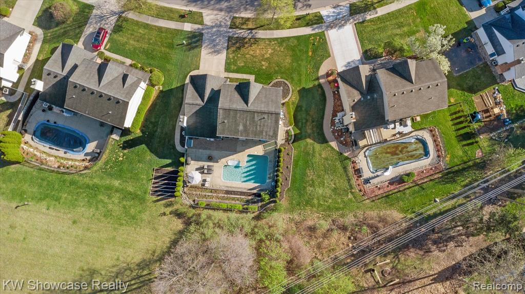 870 Chatham Drive, Milford, MI 48381 — Photo 58