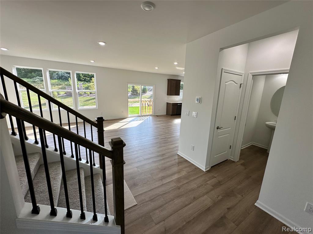 4881 Marquette Drive, Milford, MI 48381 — Photo 9