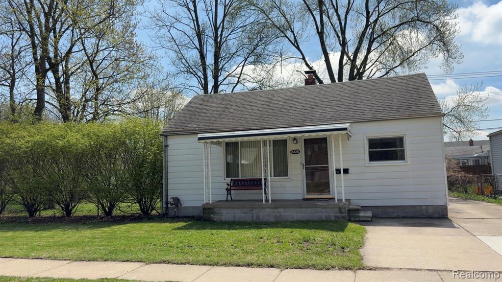 8620 Stephens, Warren, MI 48089 — Photo 2