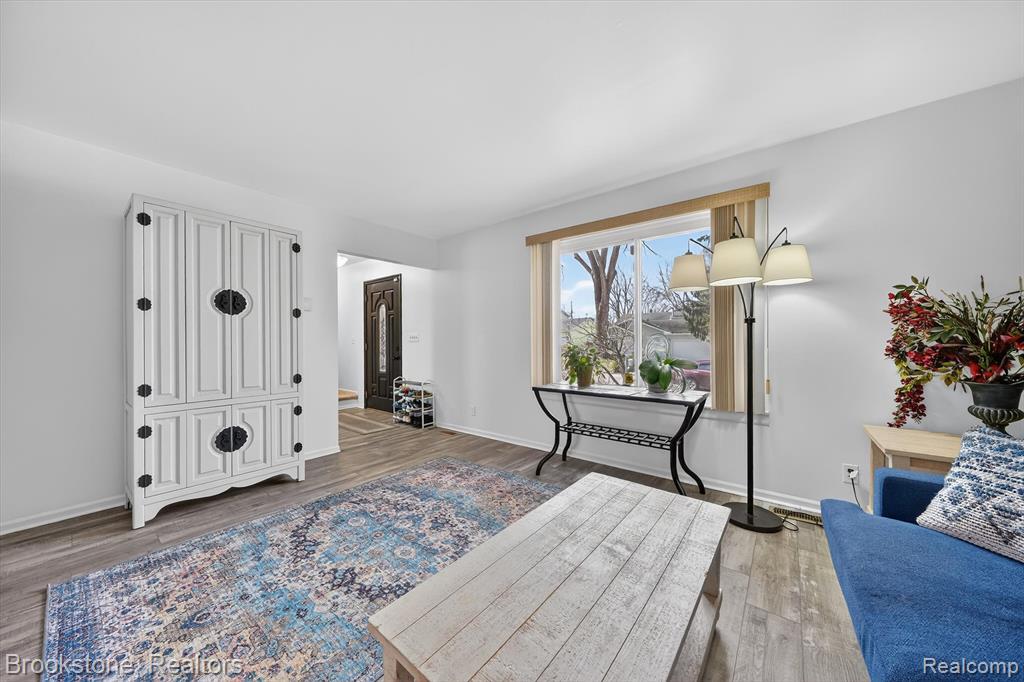 472 Westlawn Street, Ypsilanti, MI 48197 — Photo 6