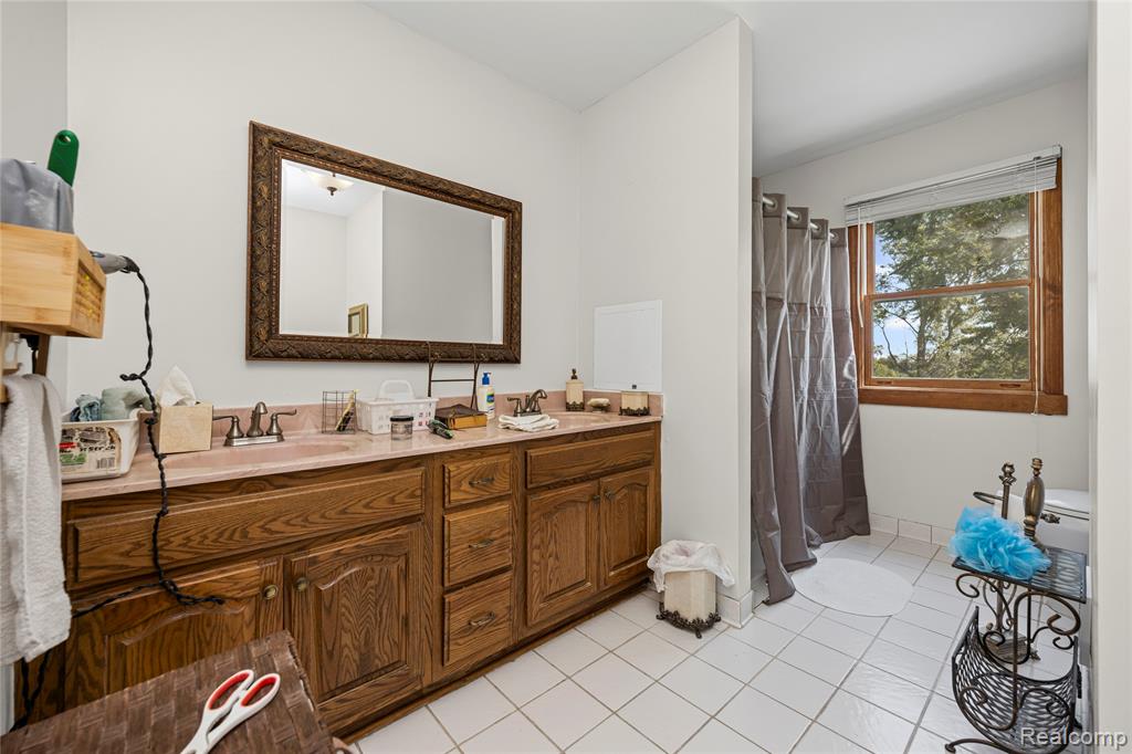 2762 N Harris Road, Ypsilanti, MI 48198 — Photo 18