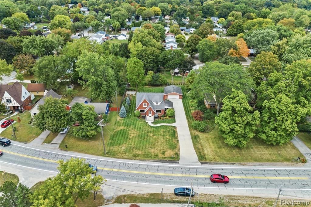 41840 E Ann Arbor Trail, Plymouth, MI 48170 — Photo 45