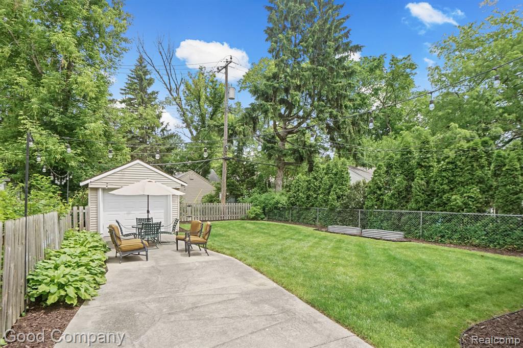 482 Pearson Street, Ferndale, MI 48220 — Photo 5