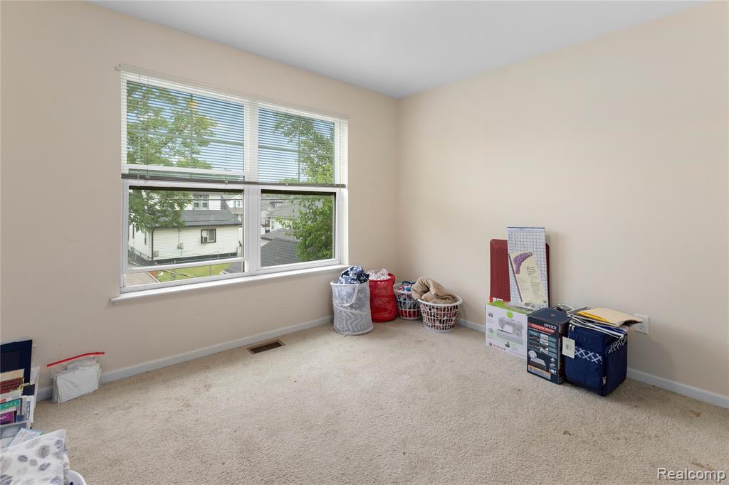 5181 Yemans Street, Hamtramck, MI 48212 — Photo 12