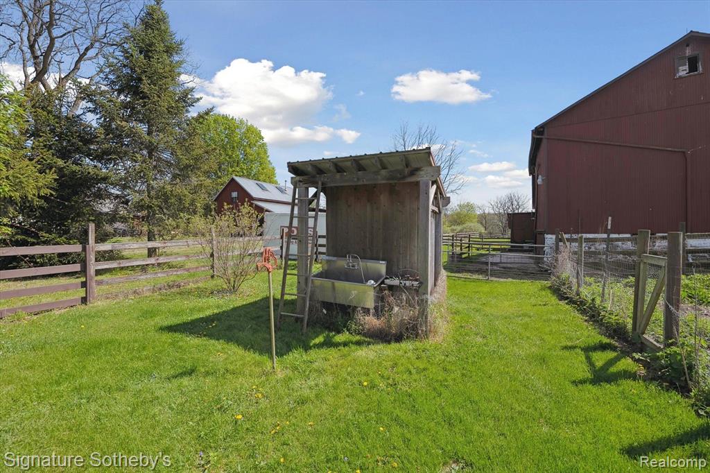 9827 KENNEDY Road, Munith, MI 49259 — Photo 92