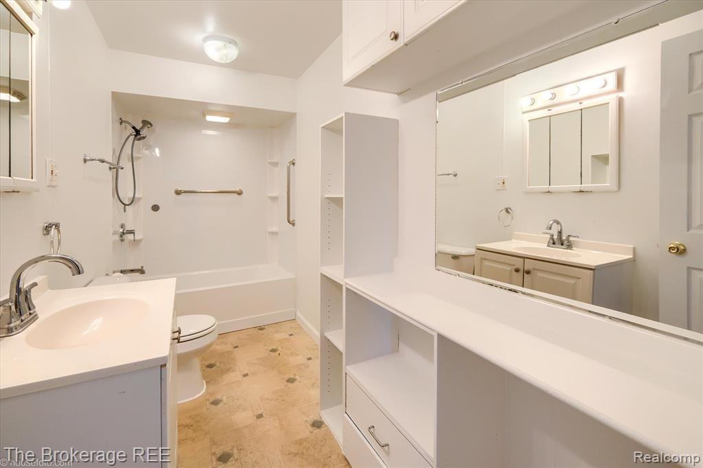 6463 N Dort Highway, Mount Morris, MI 48458 — Photo 22