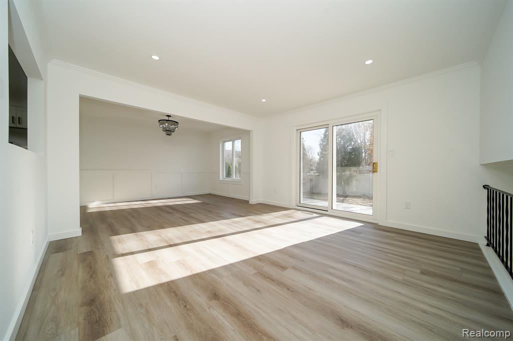 4060 Franklin Park Drive, Sterling Heights, MI 48310 — Photo 20