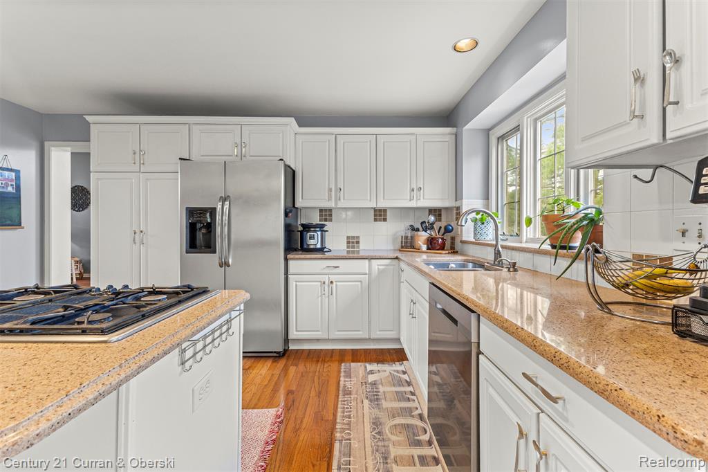 756 Sandalwood Road, Canton, MI 48188 — Photo 10