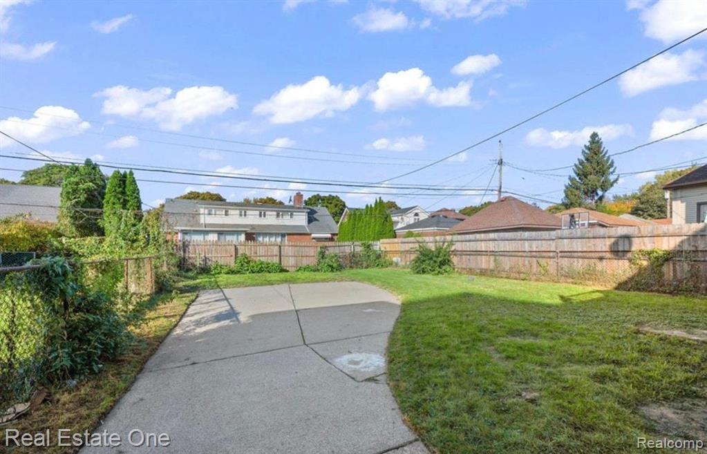 7305 APPOLINE Street, Dearborn, MI 48126 — Photo 17