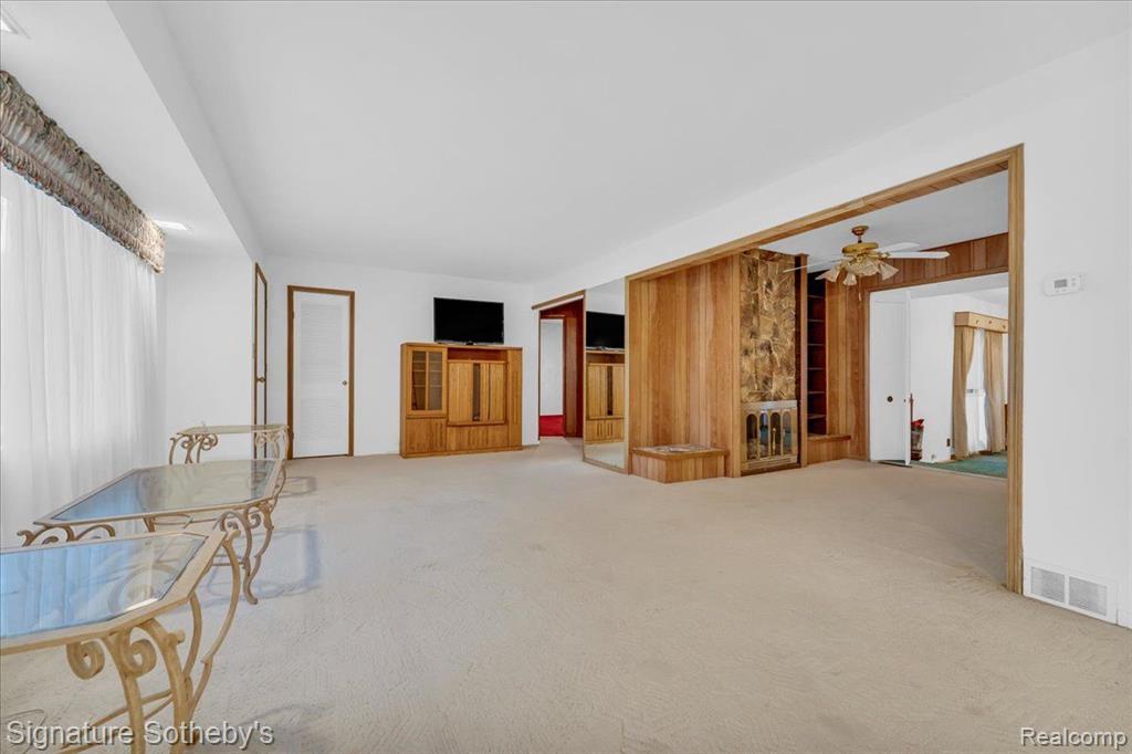 11916 Post Lane, South Lyon, MI 48178 — Photo 5