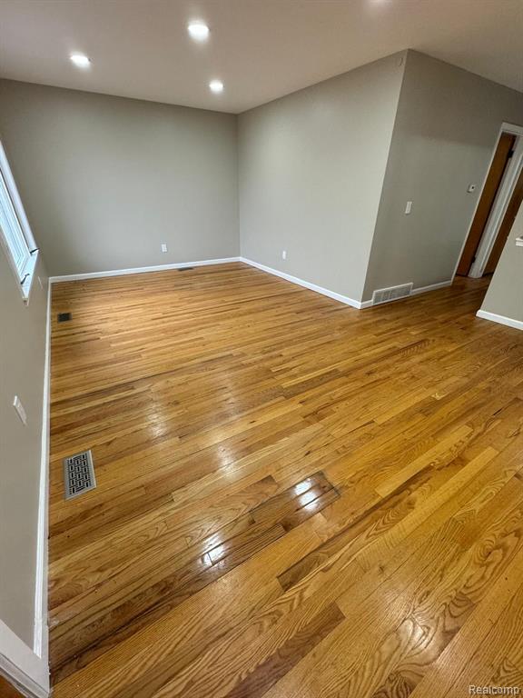 7176 N Gulley Road, Dearborn Heights, MI 48127 — Photo 6