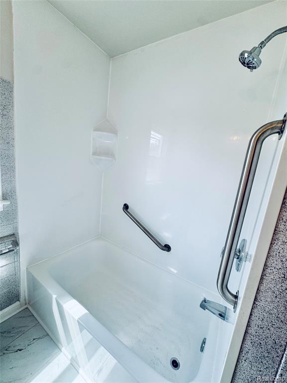 12796 Pullman Street, Southgate, MI 48195 — Photo 14
