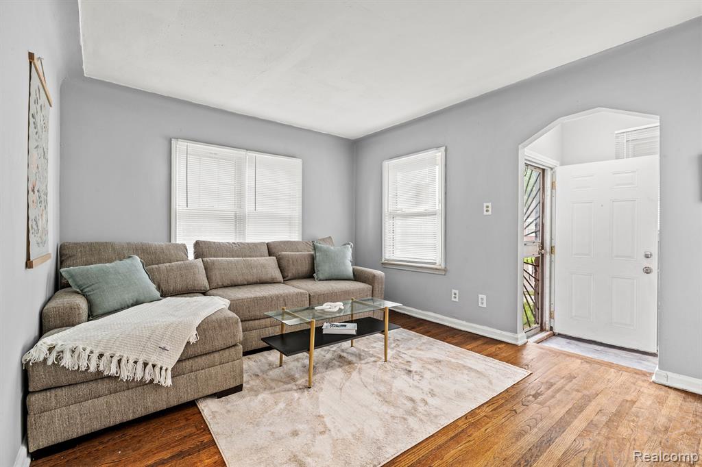 9327 PREST Street, Detroit, MI 48228 — Photo 3